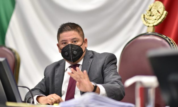 Prevenir y atender cáncer de mama, prioridad social: Rubén Ríos