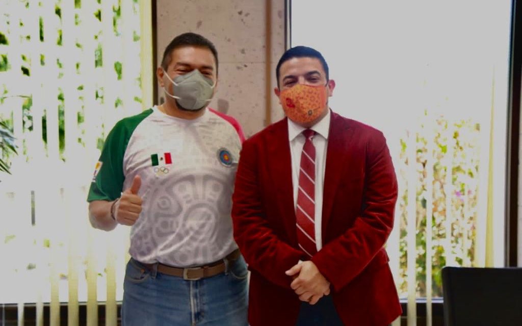 Trabajador con discapacidad del Congreso gana bronce internacional de tiro con arco