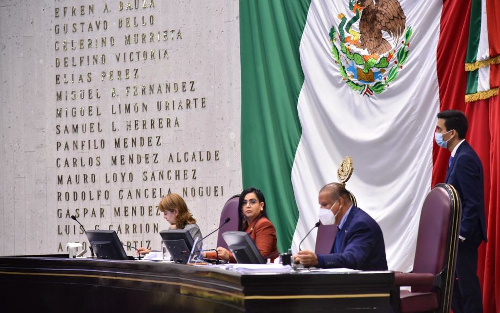 Aprueba Congreso de Veracruz minuta relativa al fuero presidencial