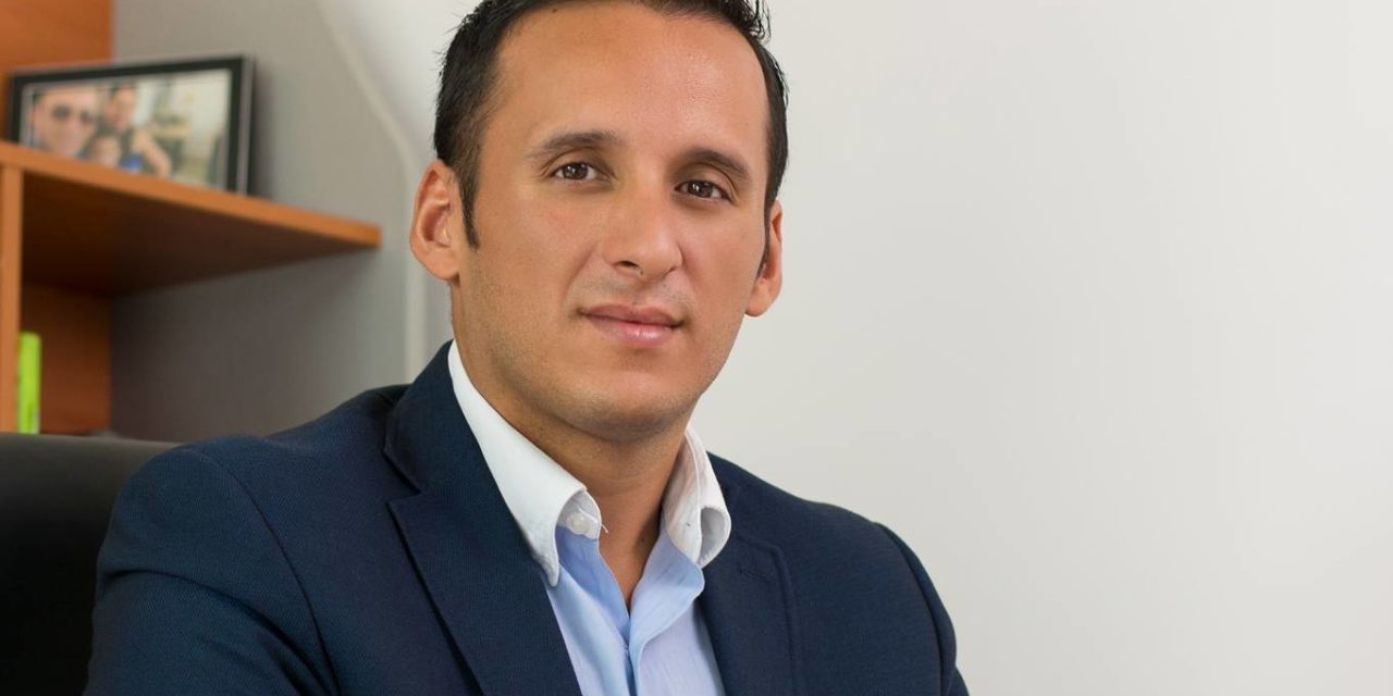 Sergio Hernández, encareciendo la derrota