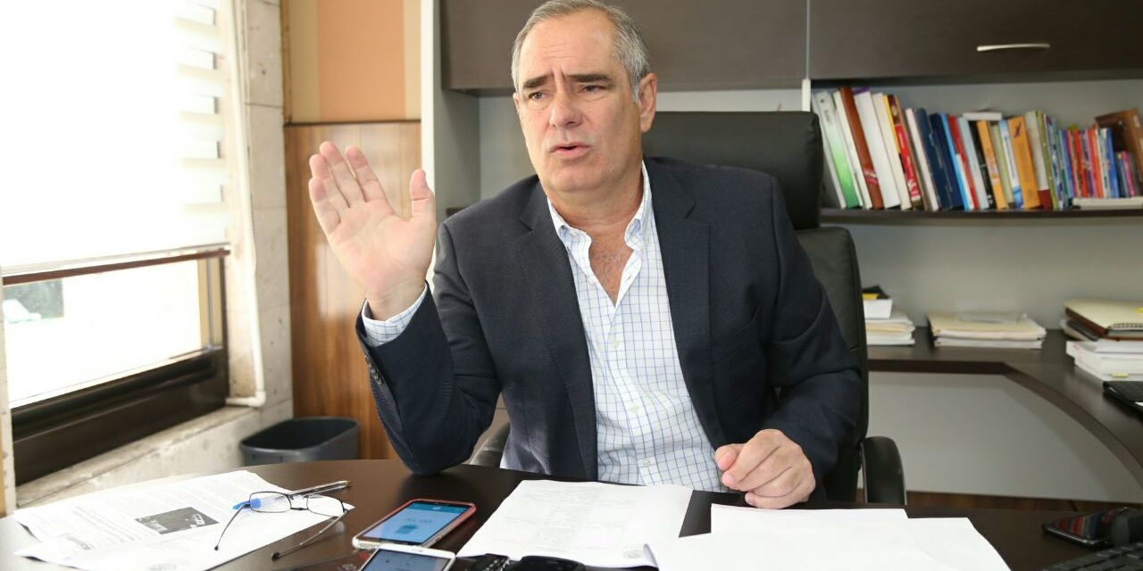 Se tambalea Julen para dirigir bancada del PAN