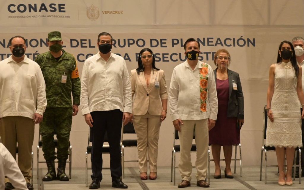 Asiste diputada Adriana Paola Linares Capitachi, a Reunión de la CONASE