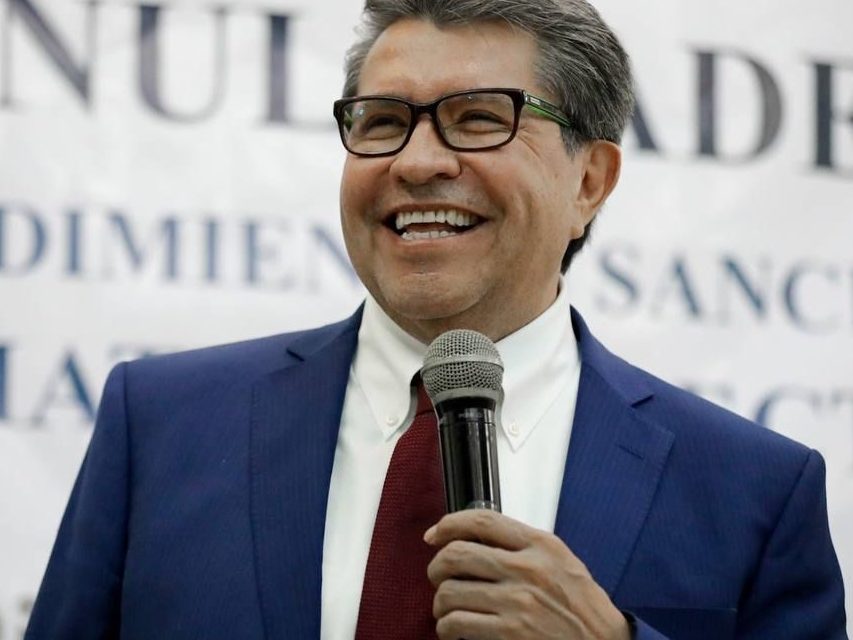 Ricardo Monreal hace bailar a su ritmo a los demás presidenciables