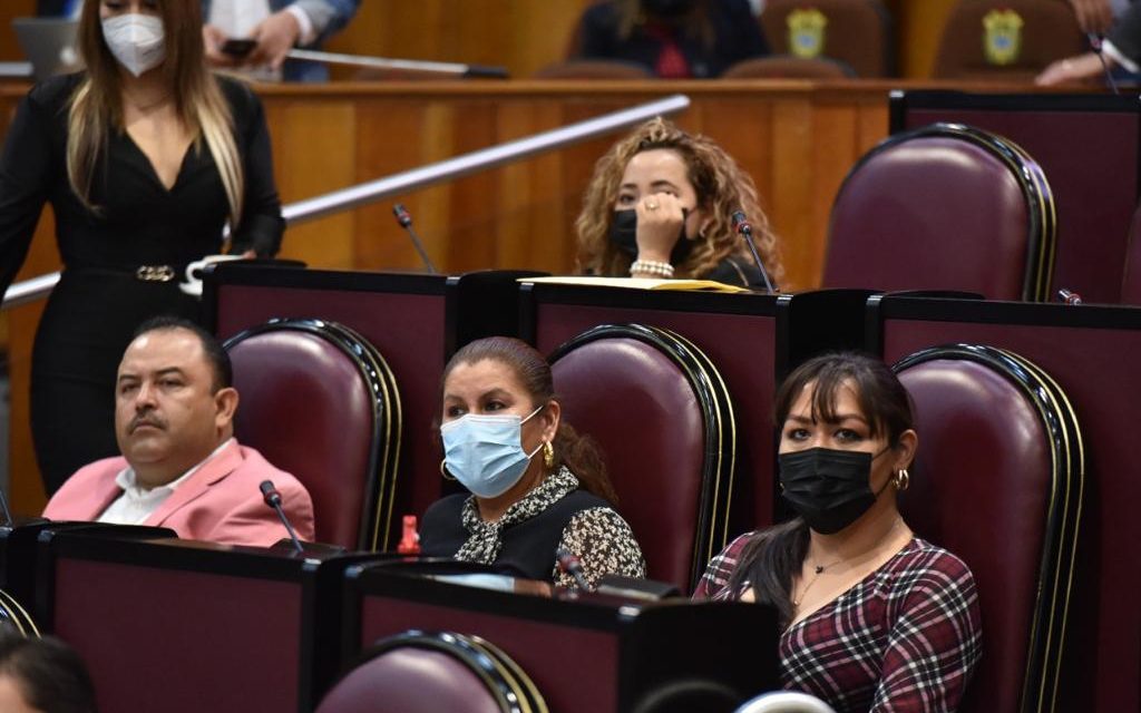 Suma Morena dos diputadas a su grupo legislativo