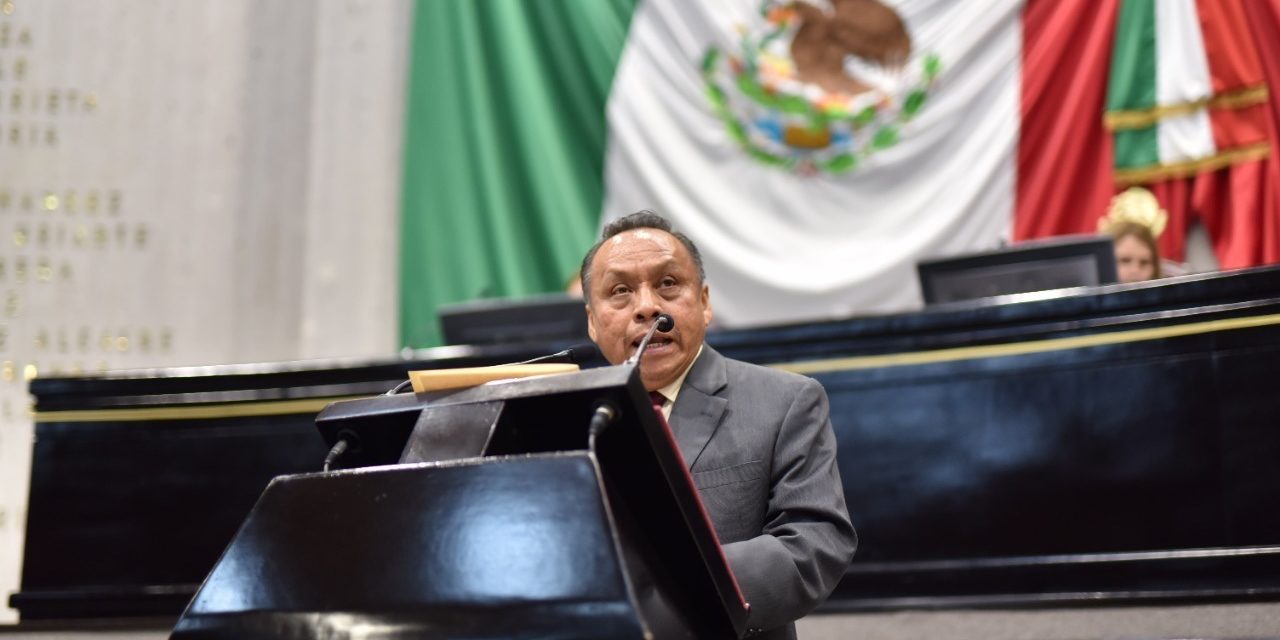 Pide diputado Bonifacio Castillo fortalecer telebachilleratos de Veracruz