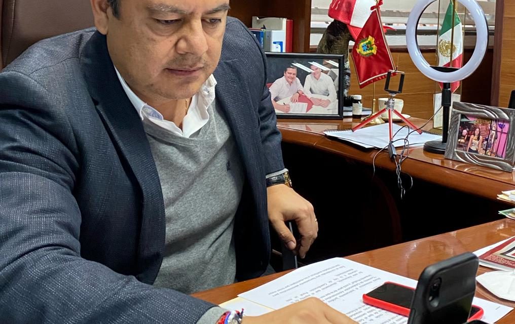 Vendaval épico azota las puertas del PRI de Veracruz