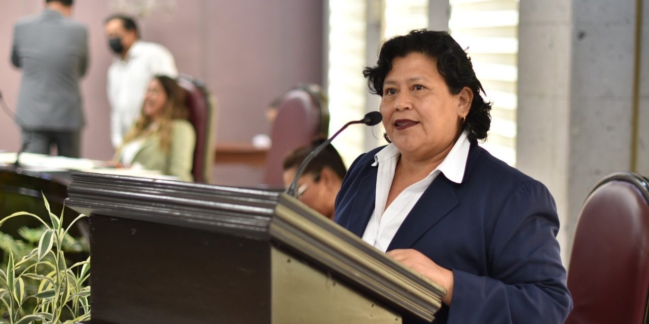 Crearían Comisión que dé seguimiento a regularización de precios escolares