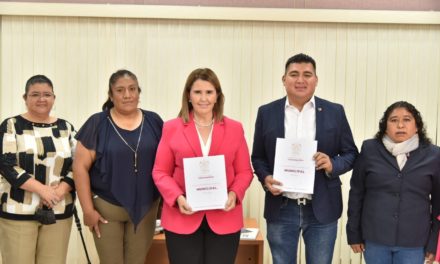 Reconoce Diputada cumplimiento en entrega de Planes Municipales de Desarrollo