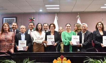 Recibe Congreso de Veracruz el IV Informe de Gobierno