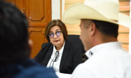 Atiende Presidenta del Congreso a la asociación Jinetes de Veracruz
