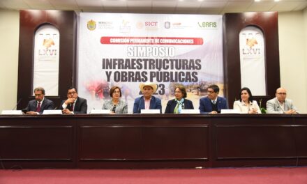 Capacitan en el Congreso a munícipes sobre procedimientos de obras públicas