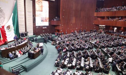 <strong>Diputados reculan y discutirán reformas en Comunicación Social</strong>