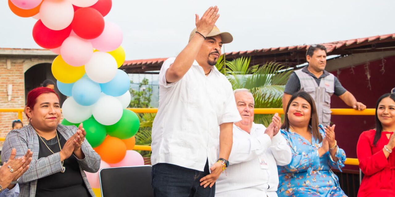 Se hace buen gobierno cuando se escuchan las necesidades de la gente, como en Poza Rica: Gómez Cazarín
