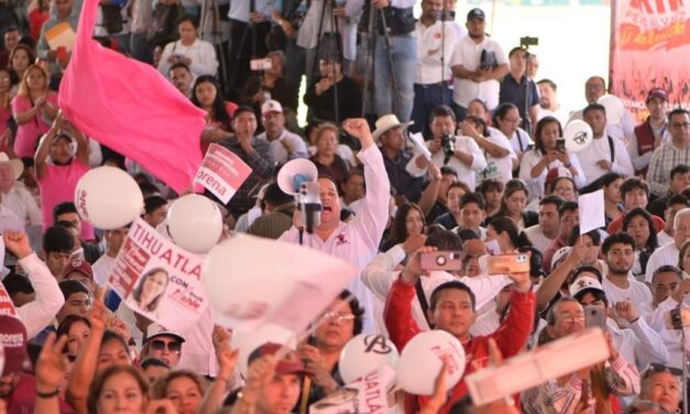 EN TIHUATLÁN SE VIVE Y SE SIENTE LA CUARTA TRANSFORMACIÓN: ROCÍO NAHLE