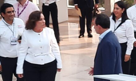 YO NO ME FUI A TENER HIJOS A OTRO LADO NI SERÉ MISERABLE COMO USTEDES, MIS HIJAS SON VERACRUZANAS, REVIRA NAHLE A PEPE YUNES