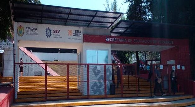 Ríos y ríos de peroratas casi imposibles de aterrizar