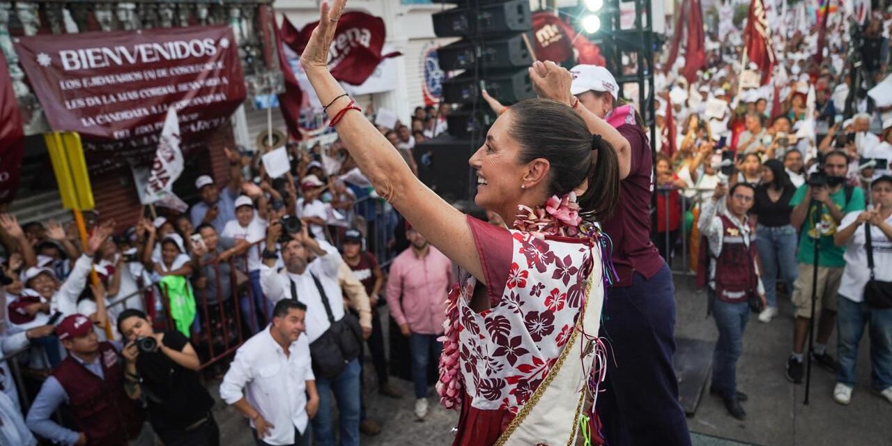 TENEMOS QUE SEGUIR LEVANTANDO PEMEX Y CFE, PORQUE REPRESENTAN SOBERANÍA, DESARROLLO Y EMPLEO PARA LOS VERACRUZANOS: CLAUDIA SHEINBAUM EN COSOLEACAQUE