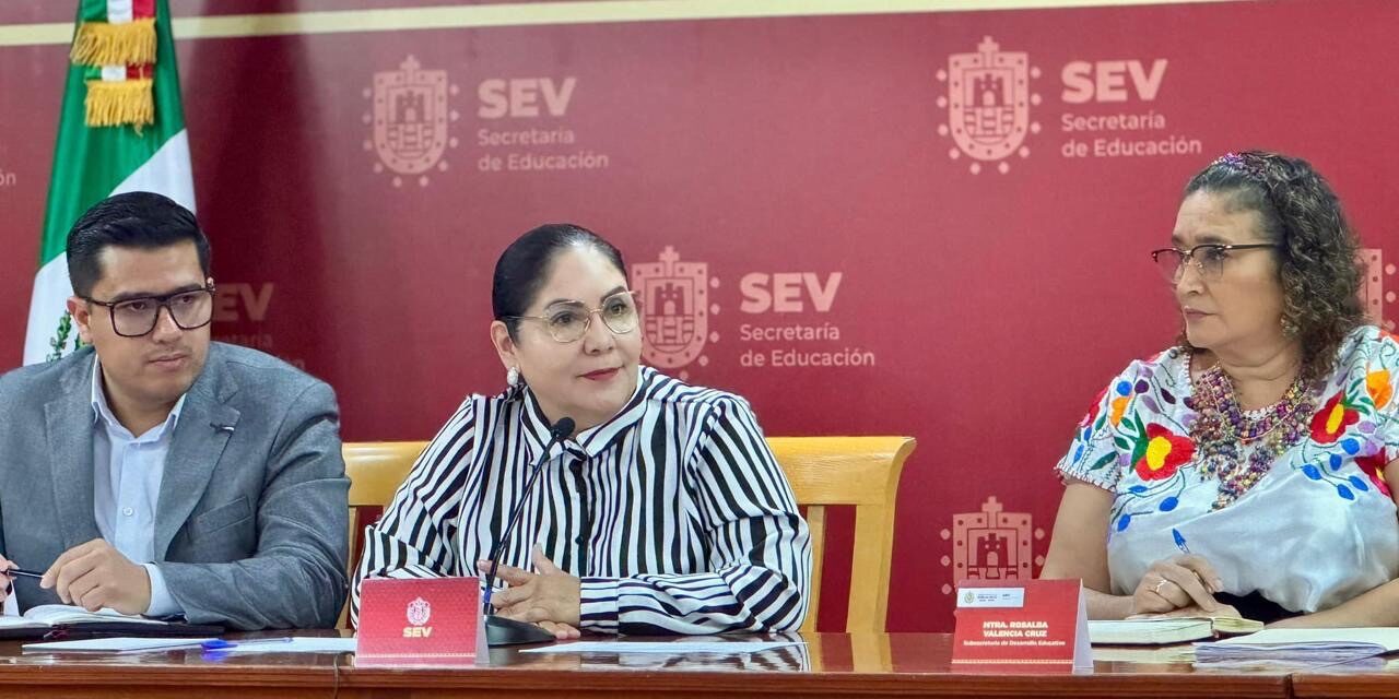 Se reúne titular de SEV con dirigentes de 55 sindicatos magisteriales, acuerdan trabajo coordinado