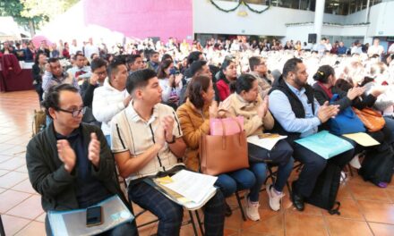 148 docentes en Veracruz, beneficiados con plazas y horas de servicio