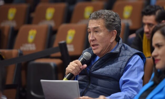 Astrolabio Político