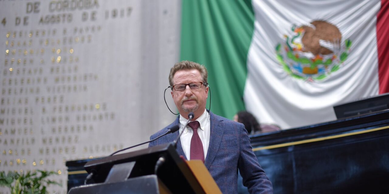 Reconocer participación de agentes y subagentes municipales, pide diputado