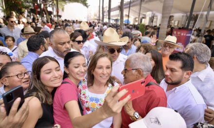 La gobernadora en Veracruz, es Rocío Nahle