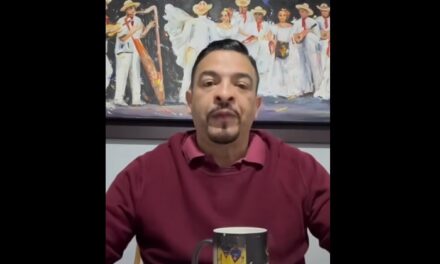 Astrolabio Político
