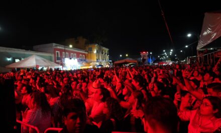 Música, baile y tradición: así vivieron los tlacotalpeños el tercer concierto masivo