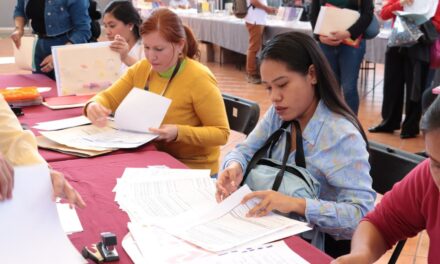 Gobierno de Veracruz asigna 122 nuevas plazas para garantizar la educación