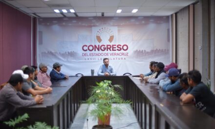 Atiende diputado solicitudes presentadas por ciudadanos de Altotonga
