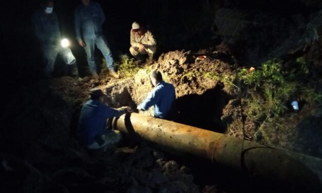 Concluyen trabajos de reparación en la línea de conducción de Acayucan