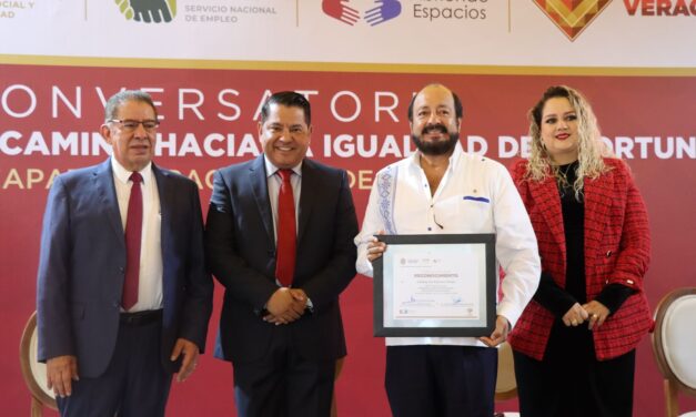 Veracruz reconoce a empresas que promueven la inclusión laboral