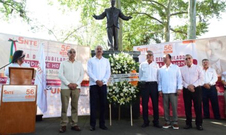 Conmemoran IPE y sindicatos magisteriales Día del Jubilado Estatal