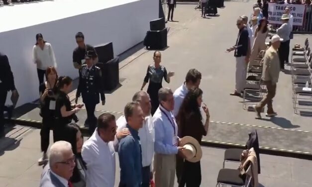 Astrolabio Político