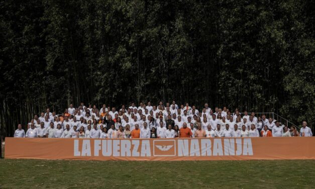 Astrolabio Político