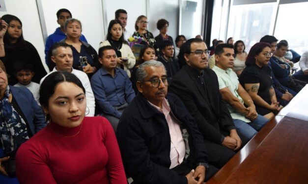 Superan el reto, jóvenes concluyen su bachillerato en el sistema abierto