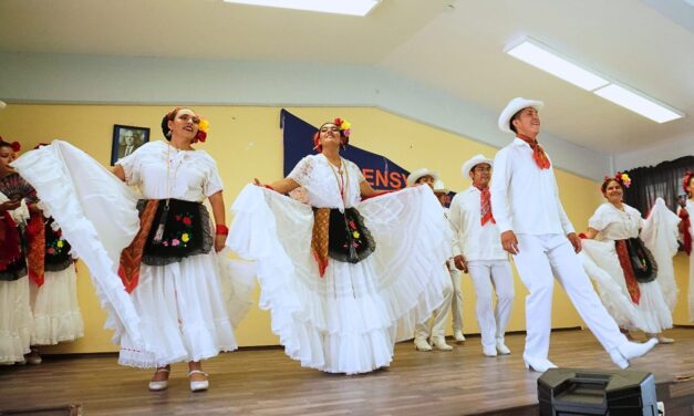 Agilizan la entrega de títulos profesionales a egresados de escuelas normales