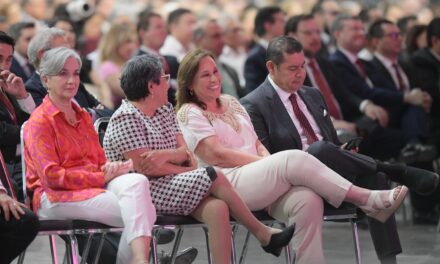 Asiste Rocío Nahle al Tercer Informe de Gobierno de Américo Villarreal  