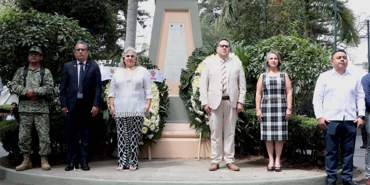 Reconocen legado educativo del ex gobernador Juan de Luz Enríquez en su aniversario luctuoso