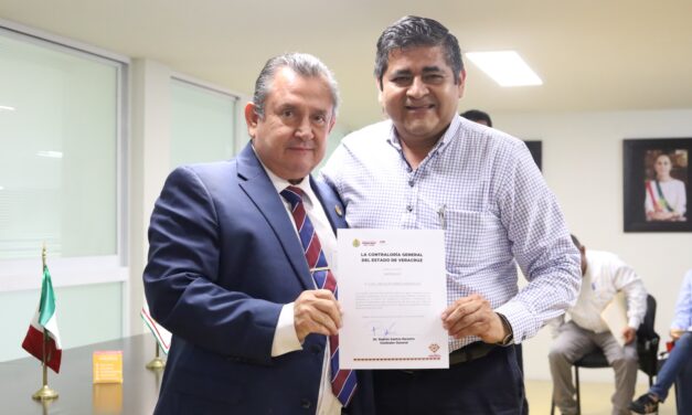 Entrega CGE constancias a despachos auditores