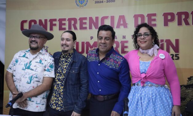 La Santa Cecilia celebra las raíces veracruzanas en la Cumbre Tajín 