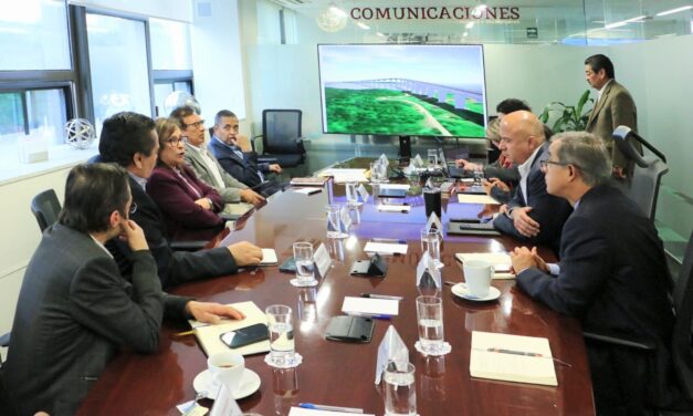 Gobernadora se reúne con la SICT para acelerar rehabilitación de carreteras