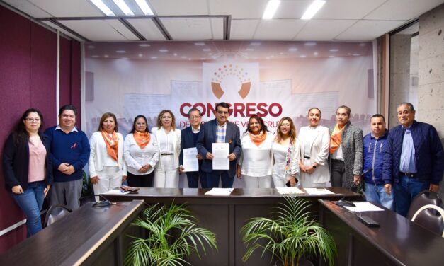 Firman Congreso del Estado e Invedem convenio de colaboración institucional