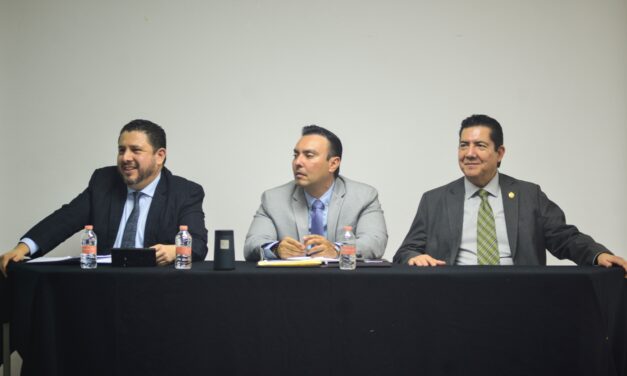 Salud y Colegio de Notarios abordan retos jurídicos sobre voluntad anticipada