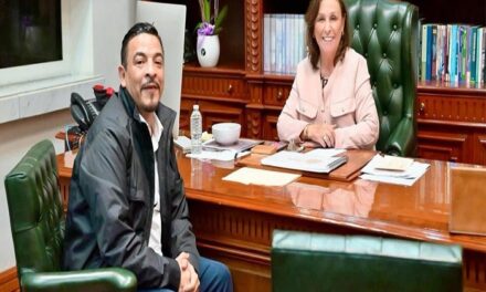 Astrolabio Político