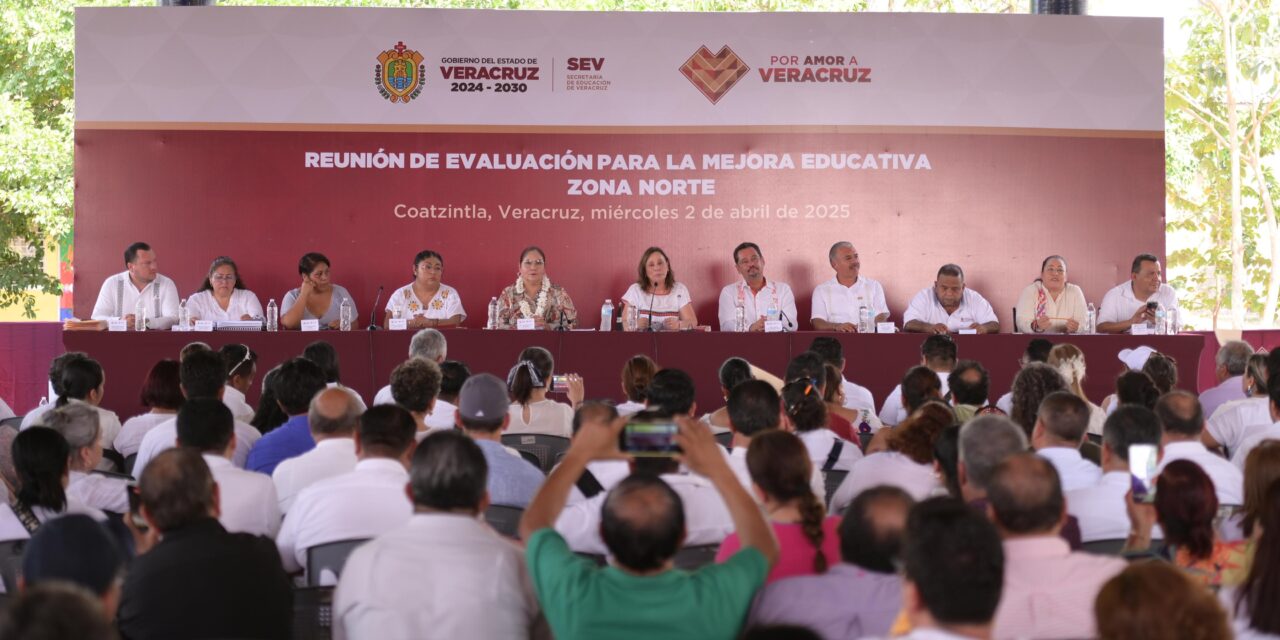 Veracruz cuenta con magisterio de primera para enfrentar el rezago educativo: Gobernadora