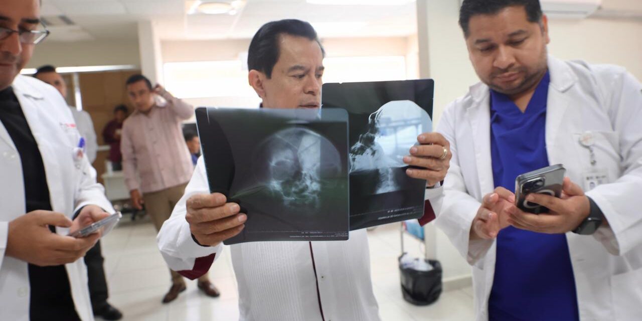 Verifican instalaciones hospitalarias para dignificar servicios de salud