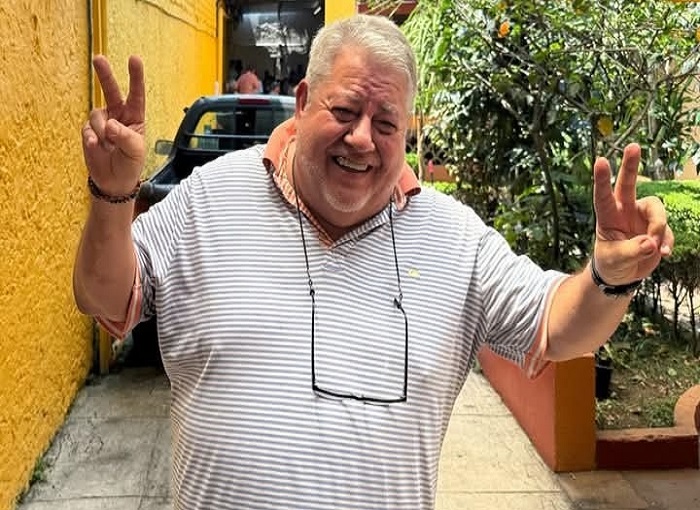 Astrolabio Político