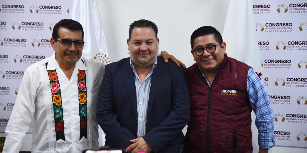 Vicente Aguilar Castillo se va para Morena