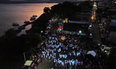 Todo un éxito tercer festival nacional del folklore Vive Catemaco 2025
